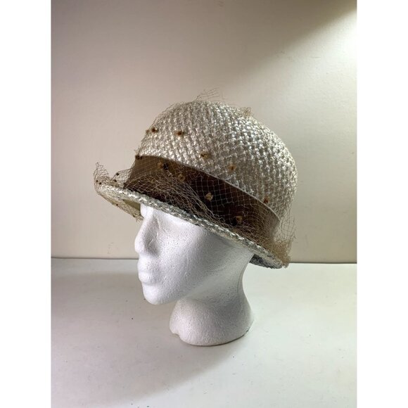 Vintage Women's Straw Hat with Net and Velvet Hat Band 1940s - Picture 3 of 9